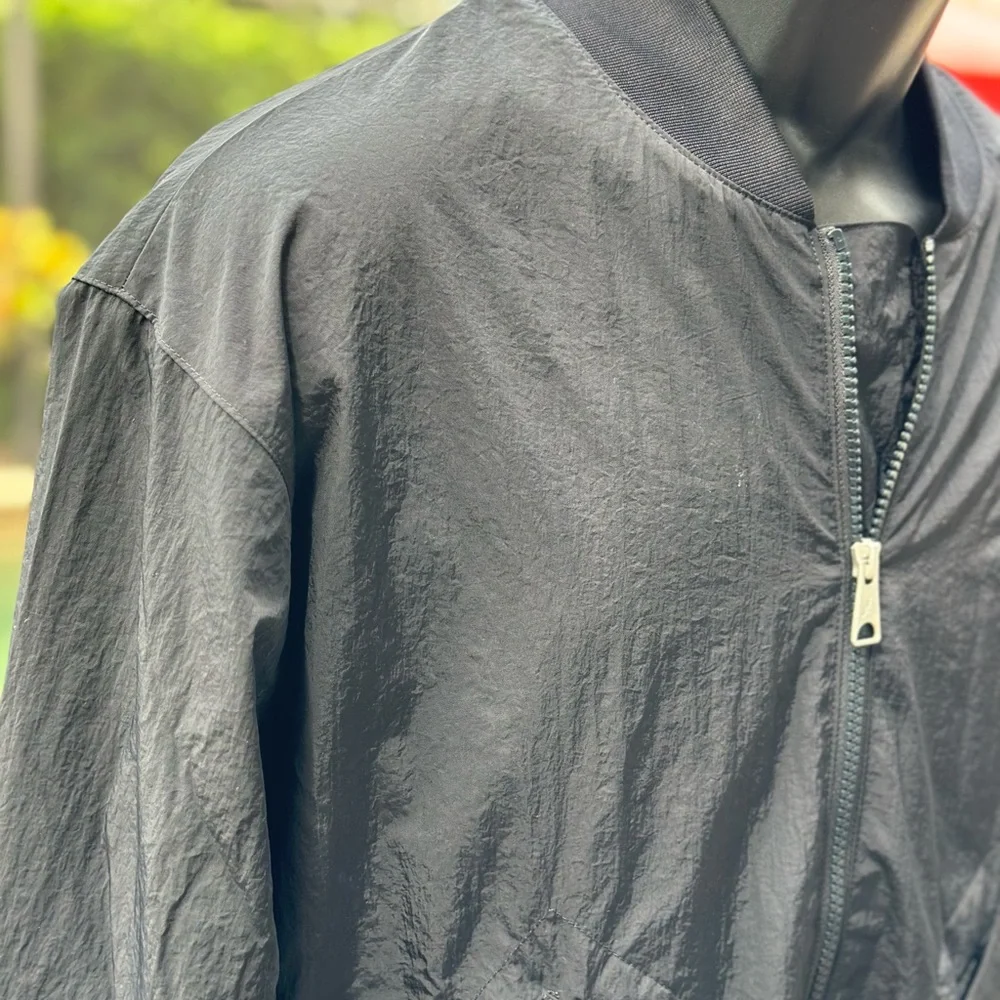 JORDAN‎ RENEGADE ESSENTIALS LIGHTWEIGHT JACKET FN4623-010